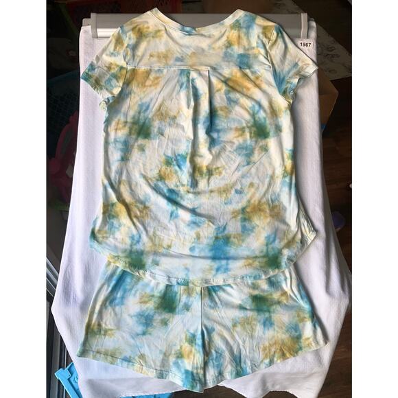 Lildy Women’s Set of Short Sleeve T-shirt & shorts, size S-M, Tie Dye White Blue - Picture 12 of 13